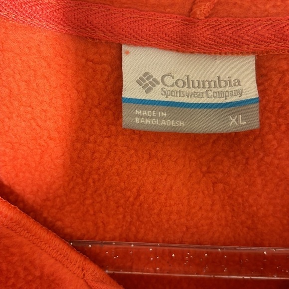 Columbia,size XL, women  or men’s, coral in colour - Picture 2 of 3